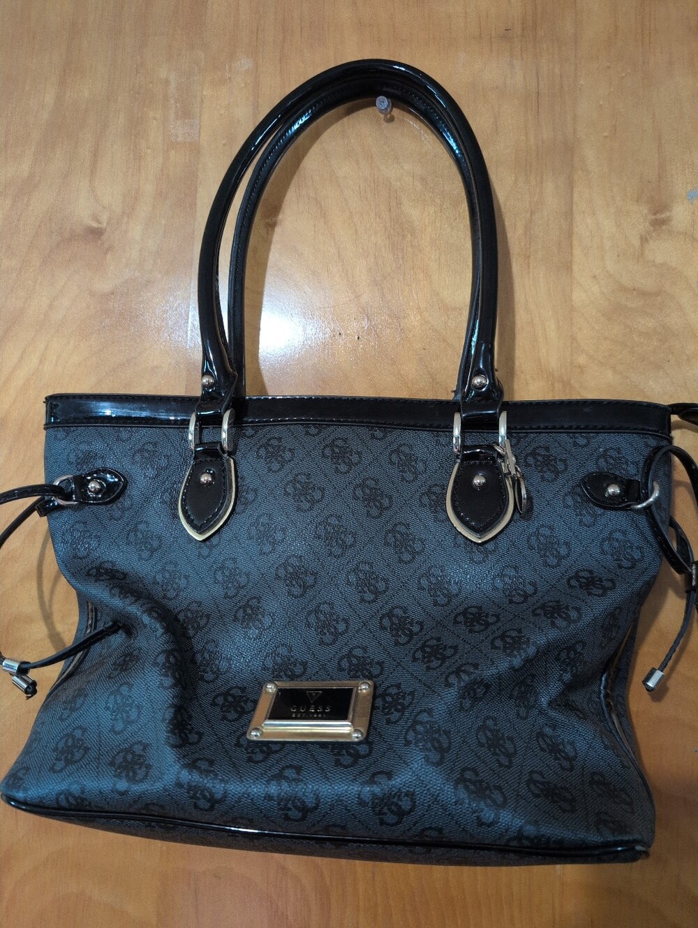 Guess Purse